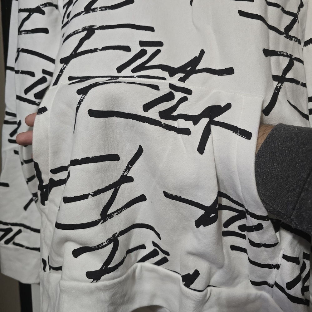 Fila Heritage Men's White Hoodie W Black Logo Pattern All Over - Size Medium - Picture 2 of 10